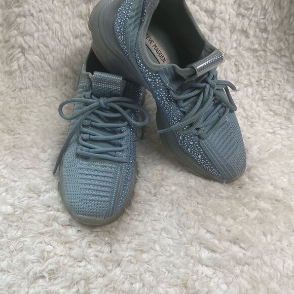 Steve Madden Maxima Blue Rhinestone Embellished slip on Sneakers Size9.5M - Picture 6 of 15